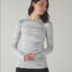 Lululemon Runderful Long Sleeve Grey Top